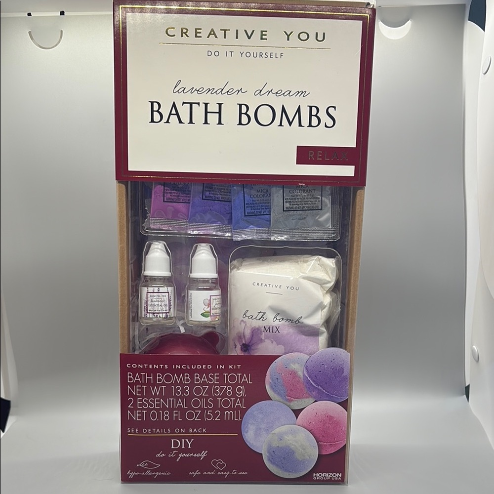 Lavender Dream Bath Bombs Kit - Purple and White